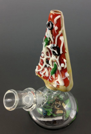 Illustration for article titled Pizza Bongs, Knife Guys, and How Not to Guard 34 Pounds of Pot